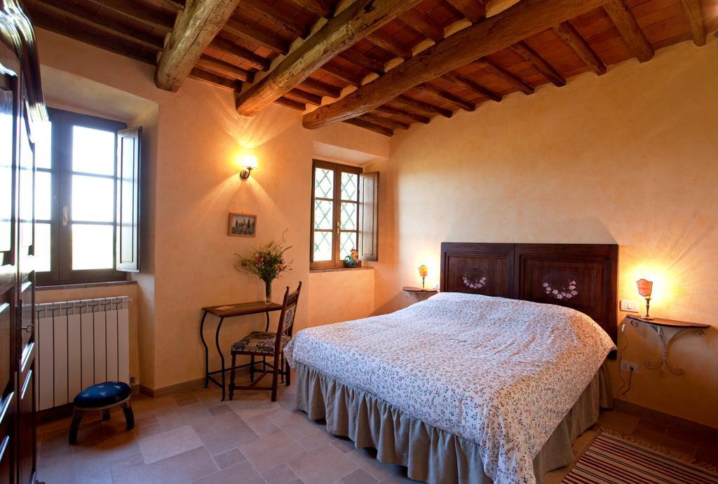 Bed and Breakfast Fattoria Poggerino Radda in Chianti Zimmer foto